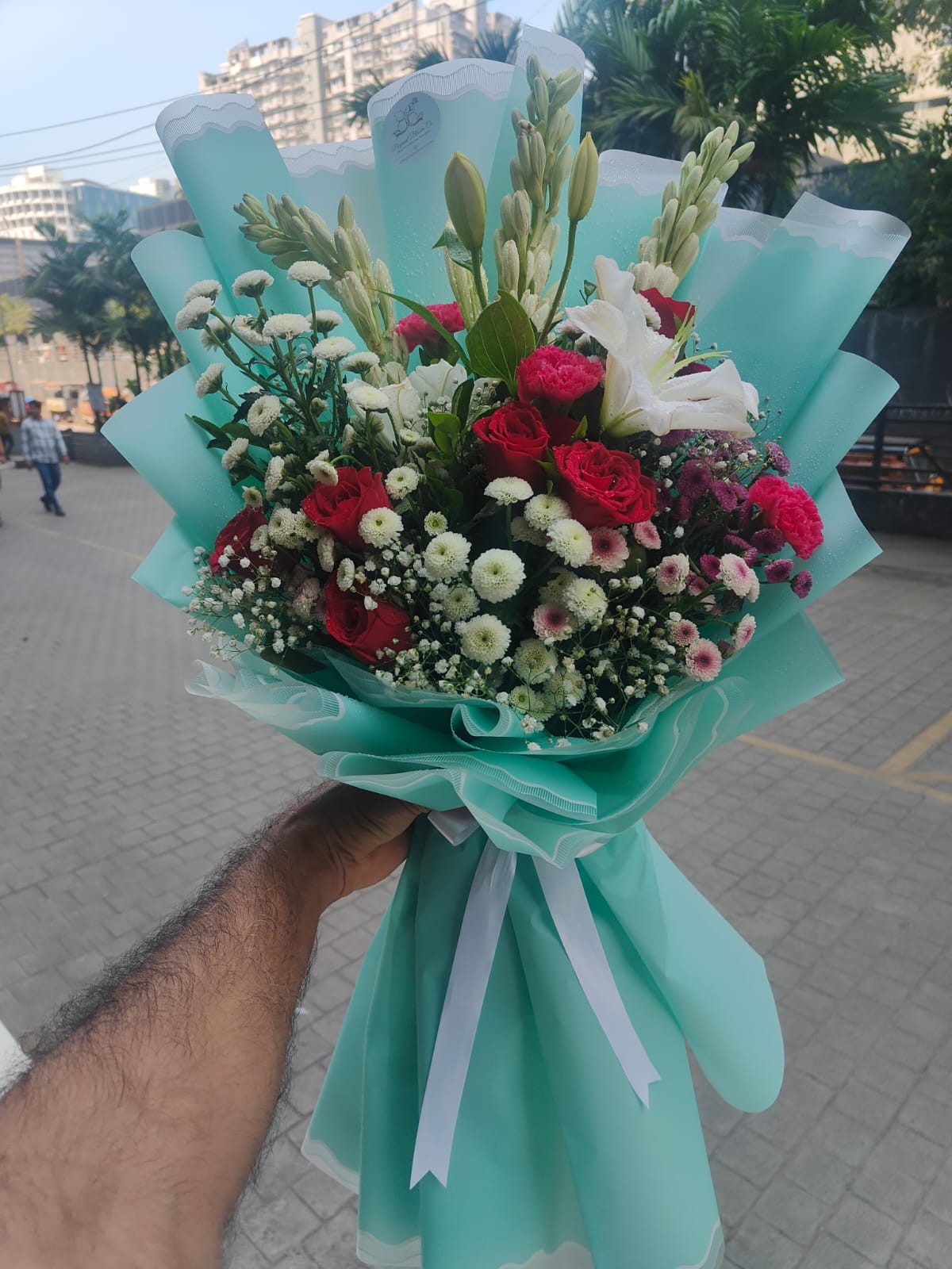 Scarlet & Mint Blossom Bouquet
